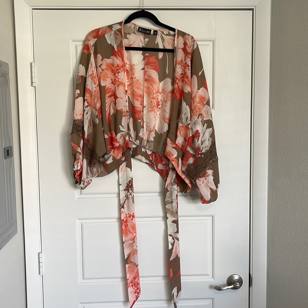 Floral top